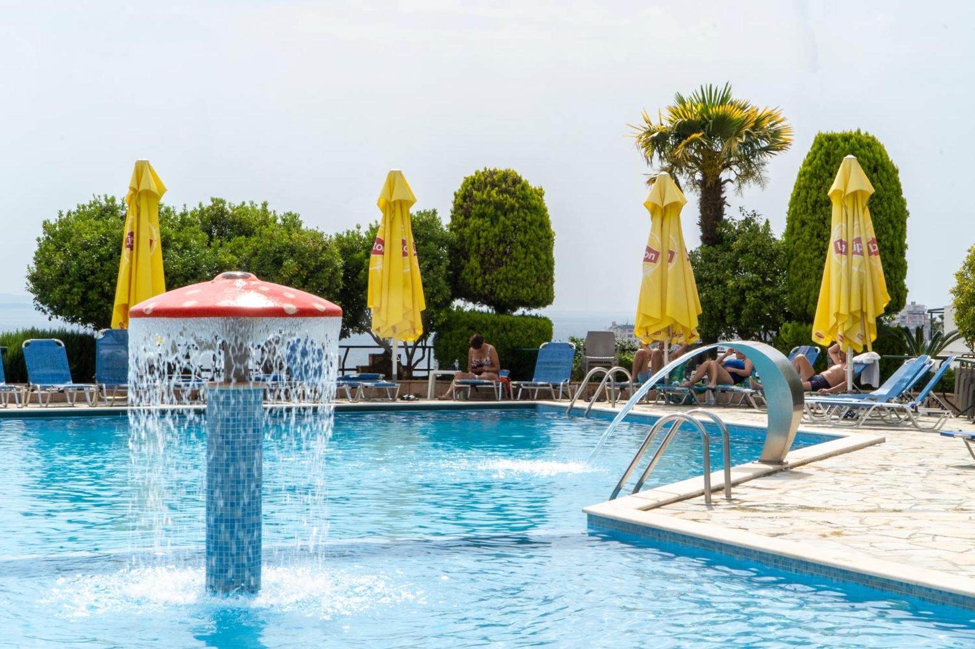 Hotel Mediterrane Sarande Ngoại thất bức ảnh