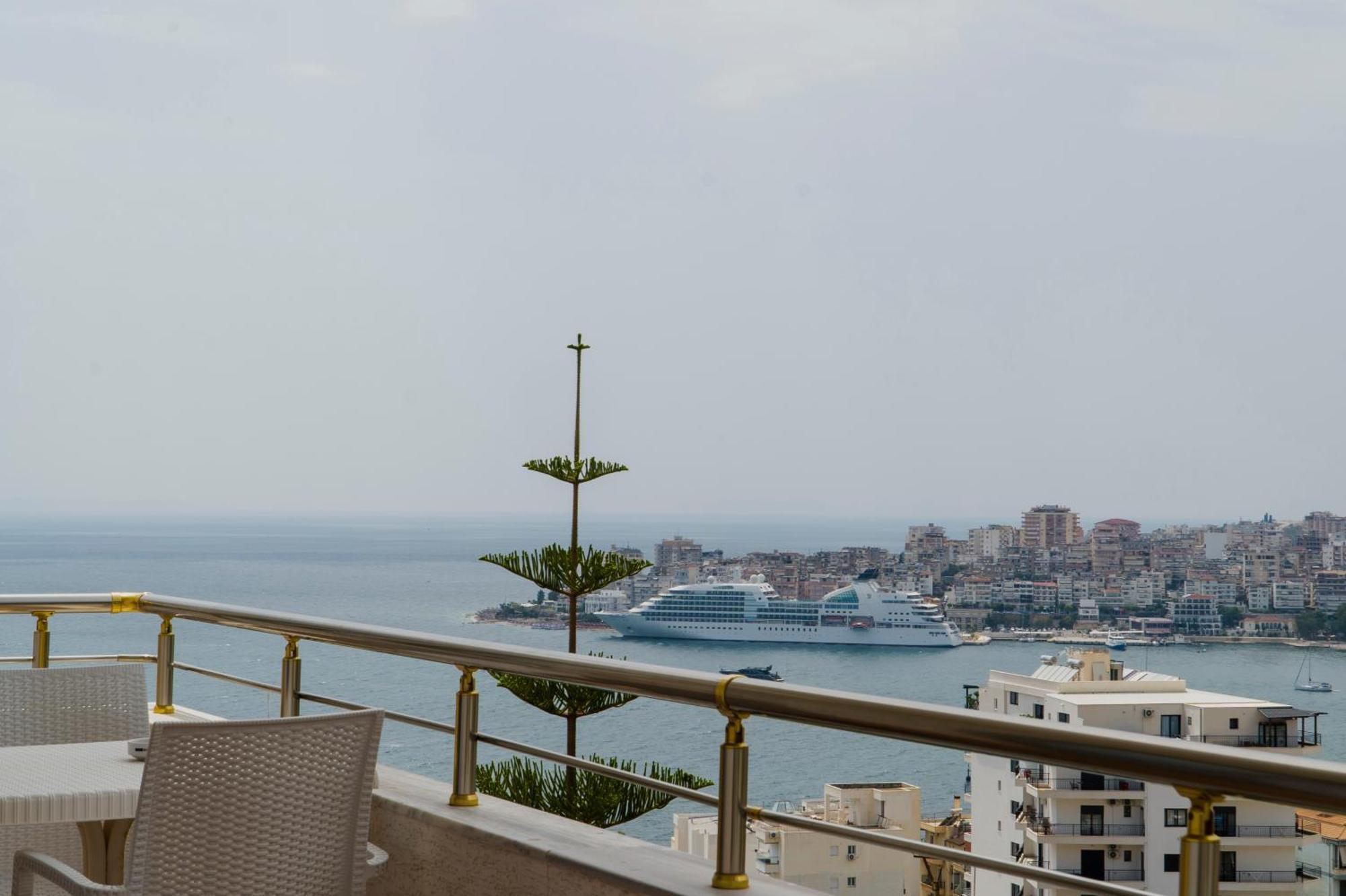 Hotel Mediterrane Sarande Ngoại thất bức ảnh