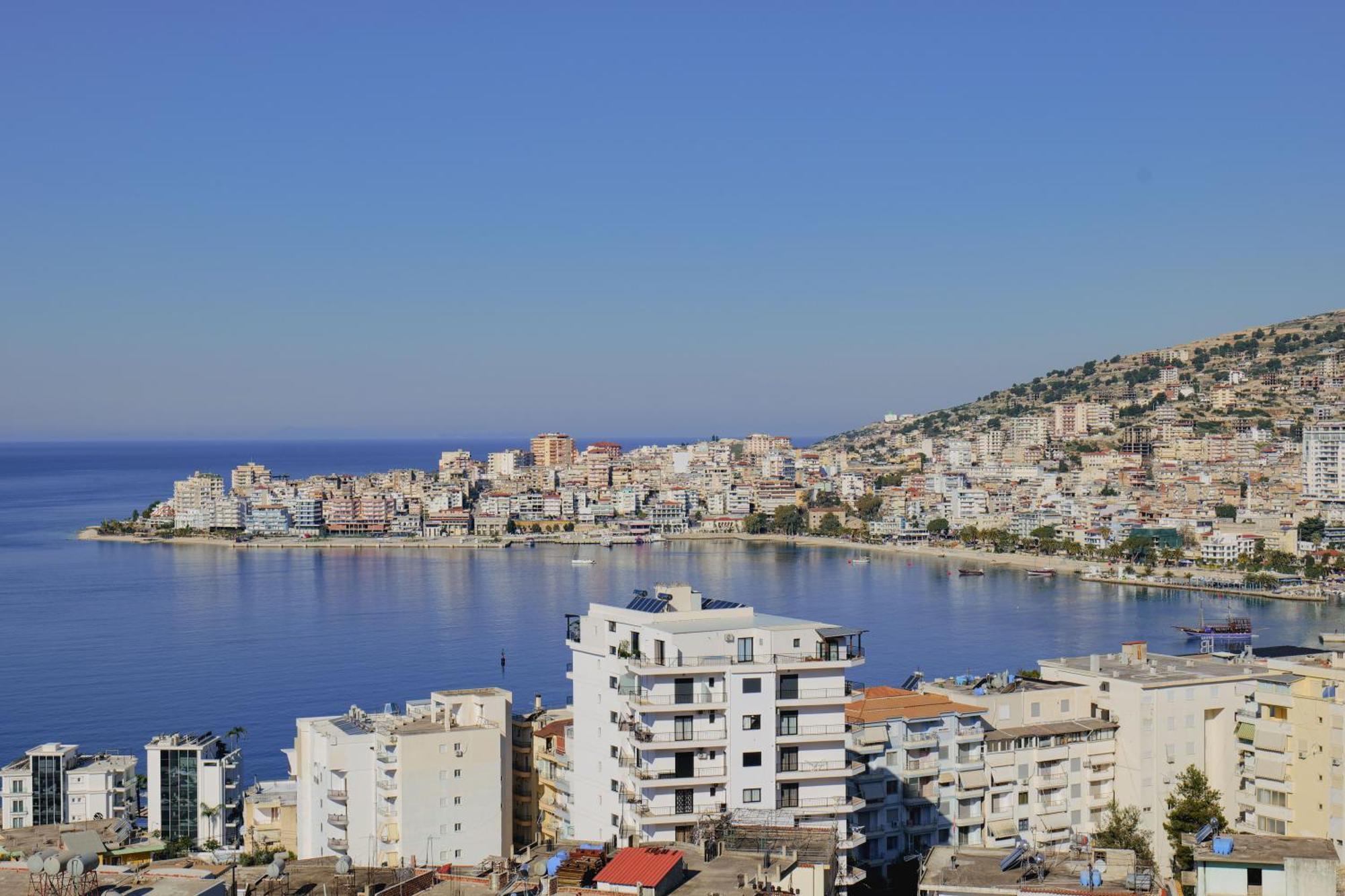 Hotel Mediterrane Sarande Ngoại thất bức ảnh